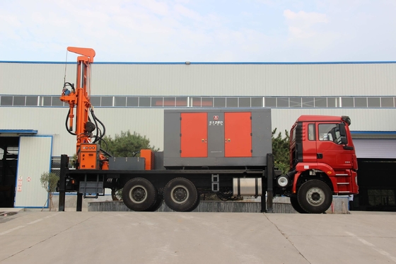 Truck dipasang Air Well Pengeboran Rig Multi Fungsi Full Hydraulic Pengeboran Rig