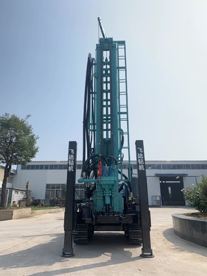 Traktor dipasang air sumur Hydraulic Crawler Pengeboran Rig 100m 800m