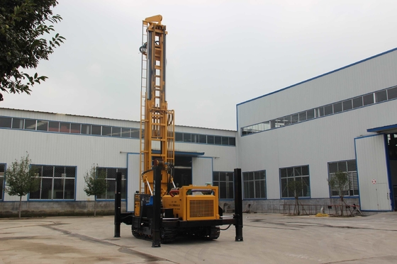 Rumah tangga Hydraulic Crawler Air Well Pengeboran Rig Multifungsi