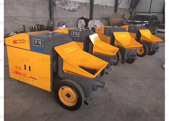 Mesin Mini Shotcrete Bersertifikat ISO9001 Mesin Pengaduk Pemuatan Sendiri 6-8m³ / H