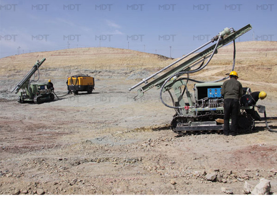 Rig Pengeboran Perayap Hidraulik Kedalaman 30m Mesin Pengeboran DTH